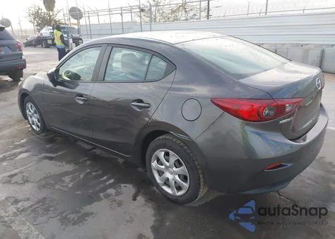 2017 Mazda Mazda3 Sport z USA, uszkodzony, nr VIN 3MZBN1U70HM108566